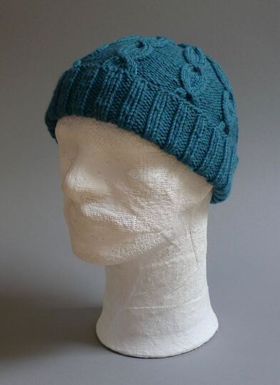 Fischermütze mit Zopfmuster
