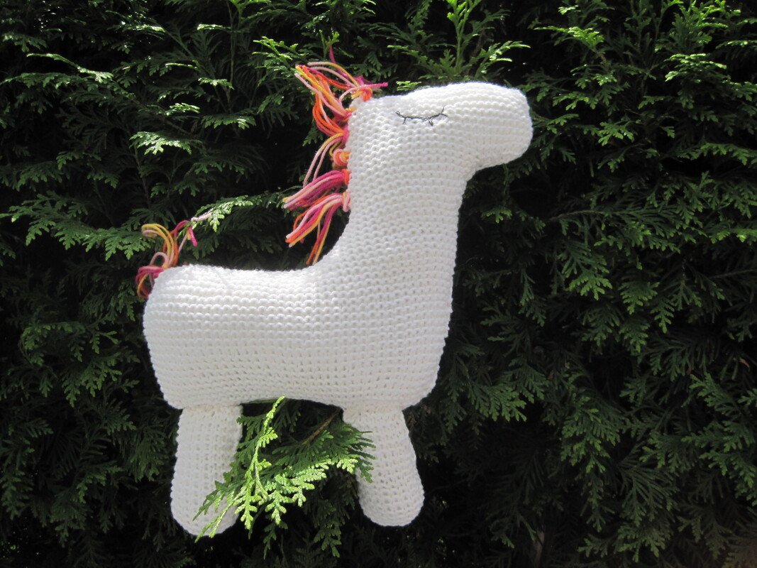 Strickanleitung Pferd Spielzeug oder Kissen