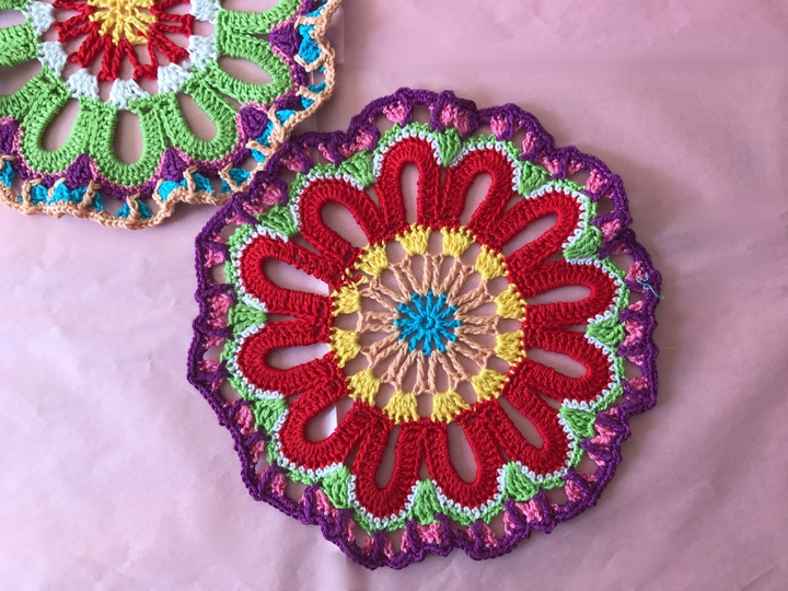 Häkelanleitung Mandala Deckchen