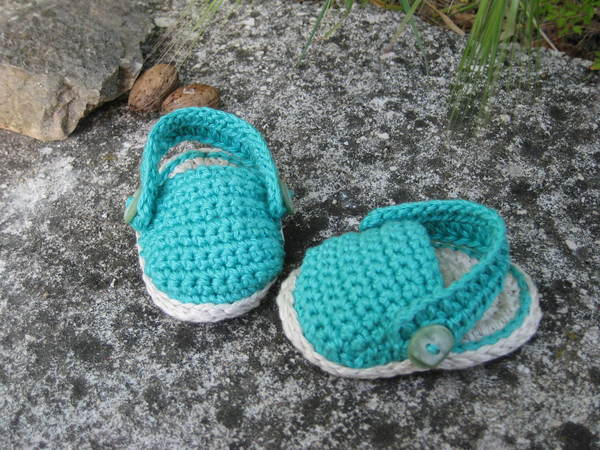 Summer baby sandals crochet pattern