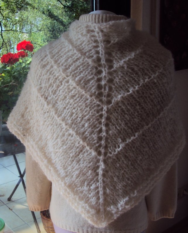 Dreiecktuch aus dicker Wolle