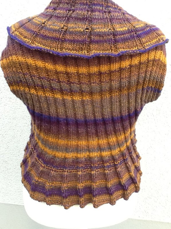 einfache Strick-Kreis Weste/ Bolero "LOKA" - Bild 2