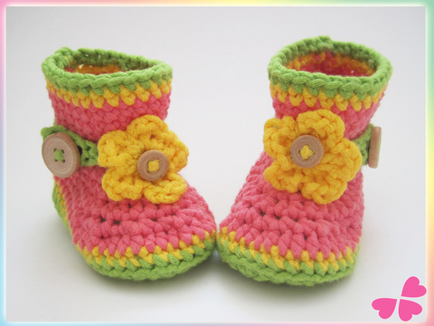 Häkelanleitung: Baby Stiefel mit Blume häkeln (0 - 12 Monate)