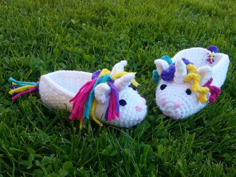 Häkelanleitung Einhorn - Hausschuhe für Babies, Kinder und Teenies, Größen 17-34