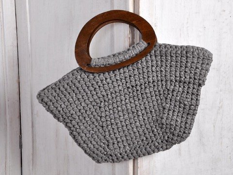Graue Tasche häkeln