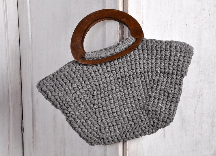 Graue Tasche häkeln