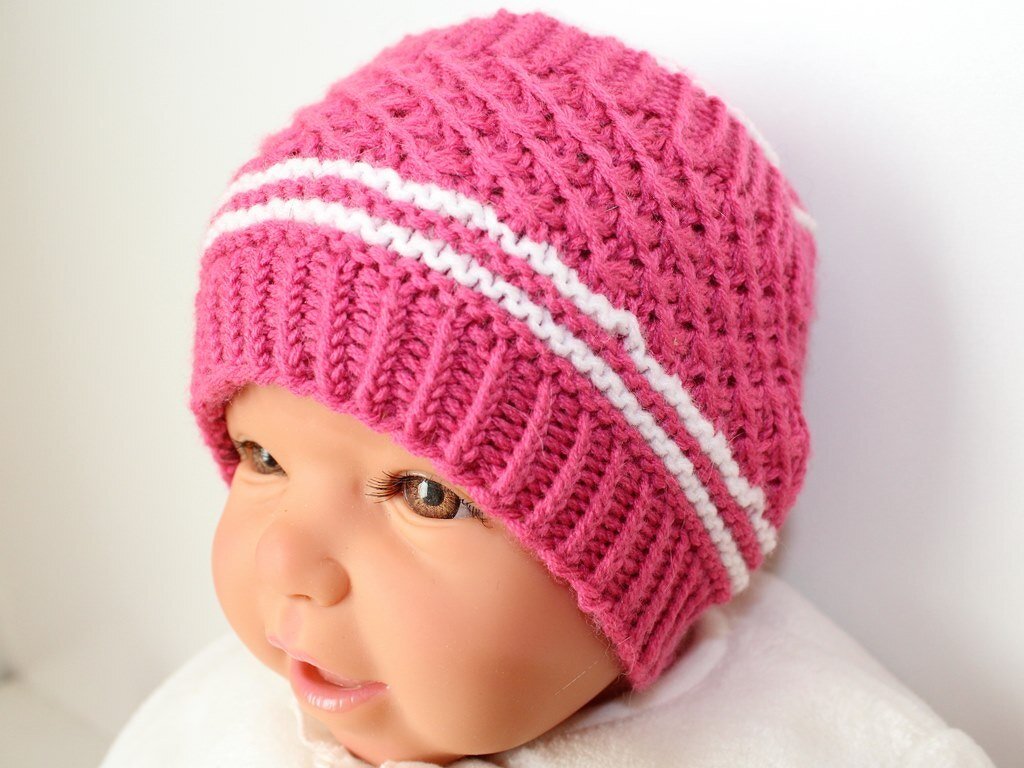 Strickanleitung Baby-Set, Mützchen und Booties im Sternchenmuster, ca. 2 - 6 Monate - Bild 2