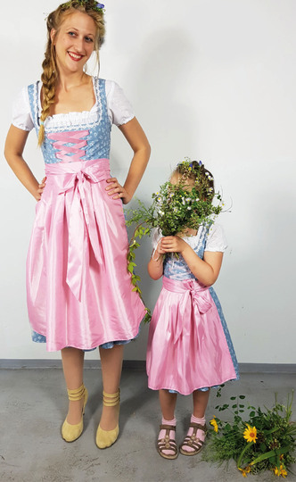 Schnittmuster/Nähanleitung ♡ Dirndl Schürze ♡  Gr. 34-52