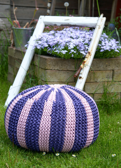 aktualisierte PDF Anleitung für einen abgeflachten Pouf aus Textilgarn