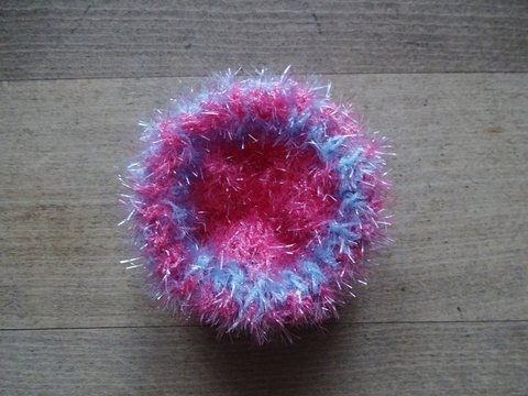 gehäkelter Putzschwamm in Streifen- Optik