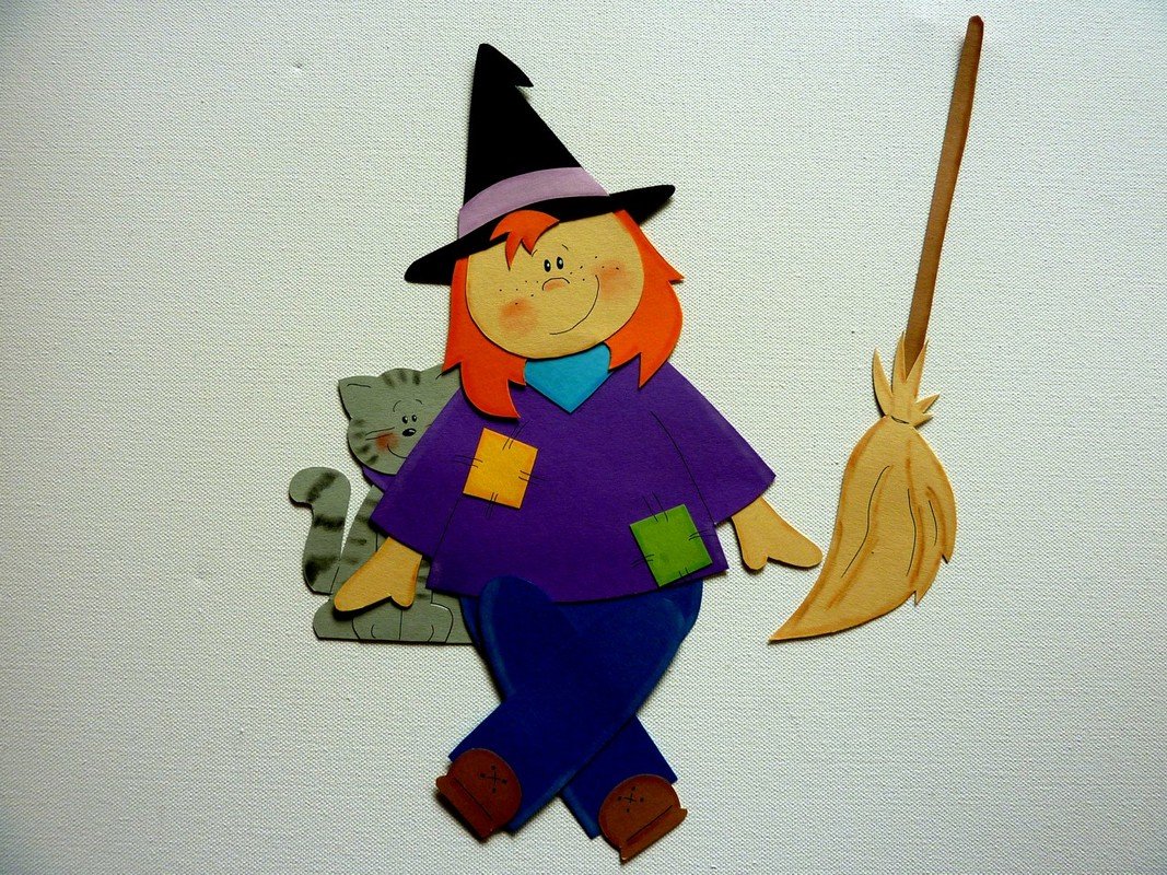 Basteln mit Papier - Kleine Hexe - Fotos und Abbildungen