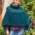 Gestricktes Cape "Leandra"