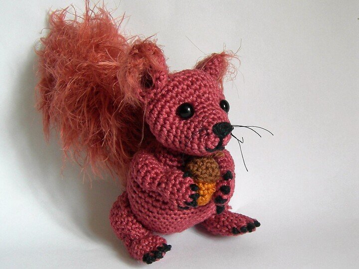 Häkelanleitung Eichhörnchen Kiki