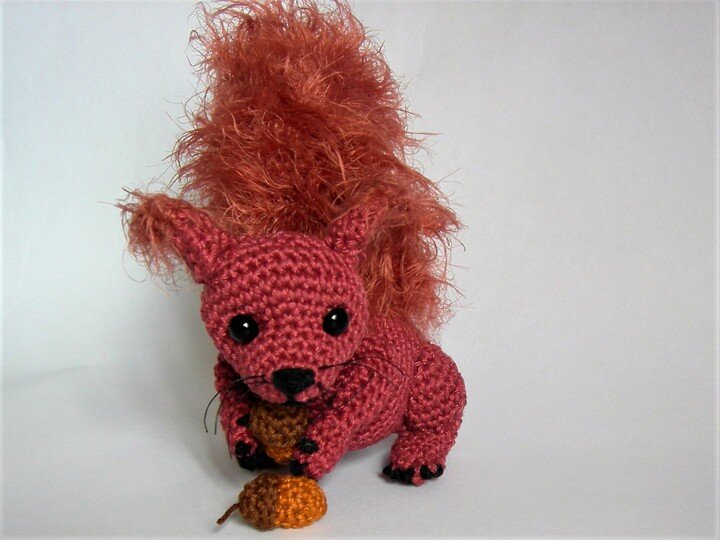 Häkelanleitung Eichhörnchen Kiki