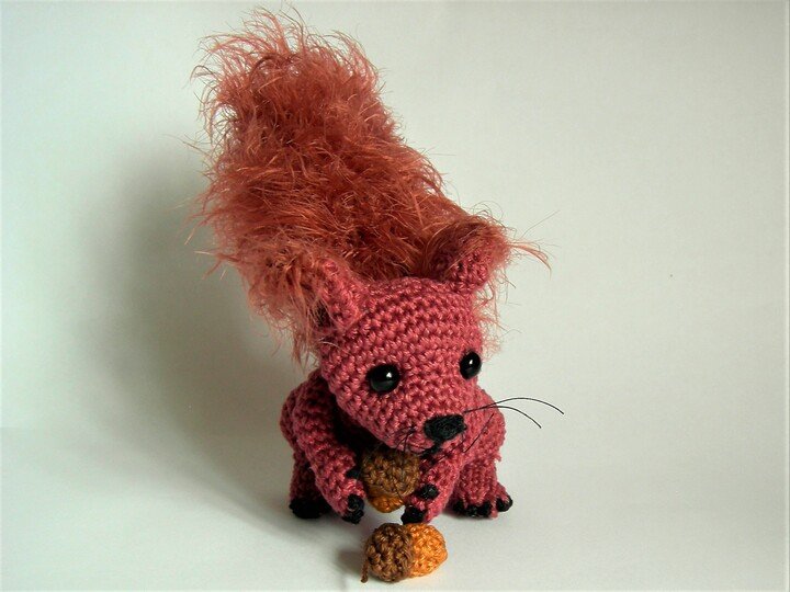 Häkelanleitung Eichhörnchen Kiki