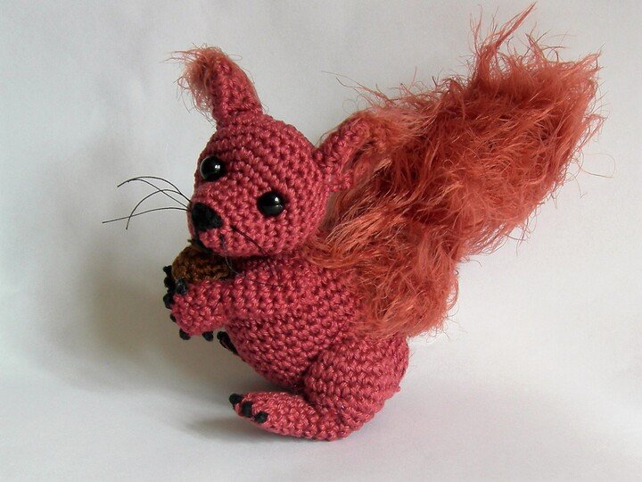 Häkelanleitung Eichhörnchen Kiki