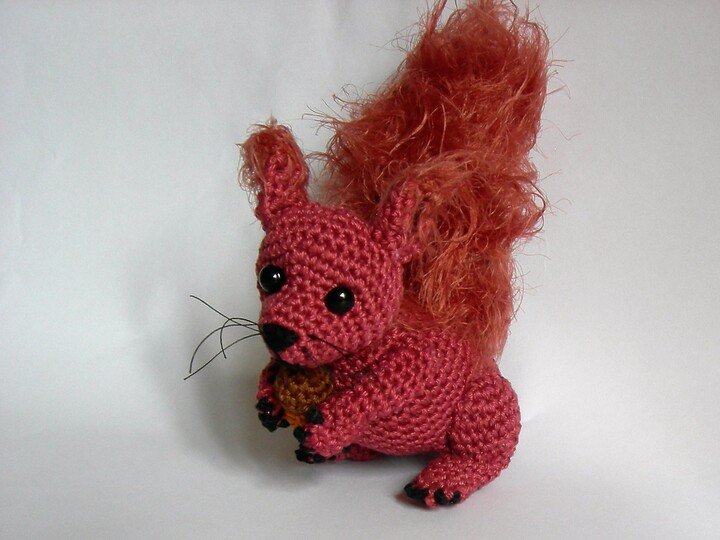 Häkelanleitung Eichhörnchen Kiki