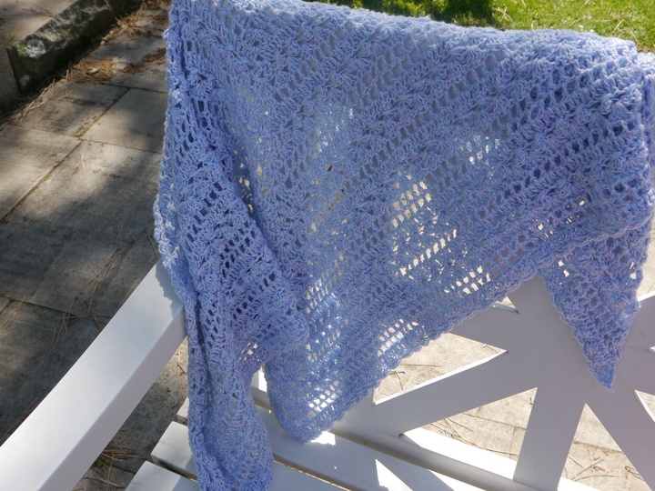 Romantic Eisprinzessin Crochet Shawl Pattern