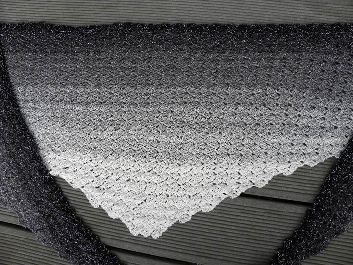 Tuch "Flache Flügel" mit 1 Bobbel Woolly Hugs-COTTON oder MOHAIR häkeln