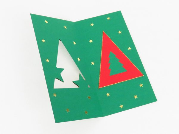 Weihnachtskarte mit Tannenbäumchen - Bastelvorlagen mit Anleitung