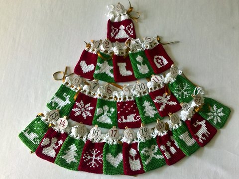 Häkelanleitung Adventskalender / Adventsäckchen