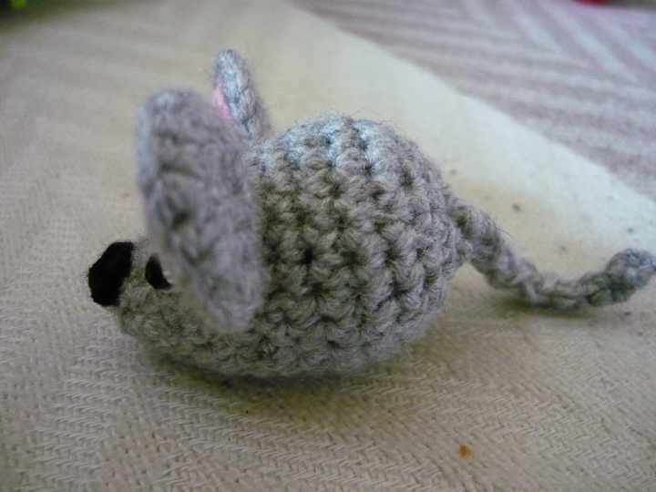 Häkelanleitung Maus Magnet