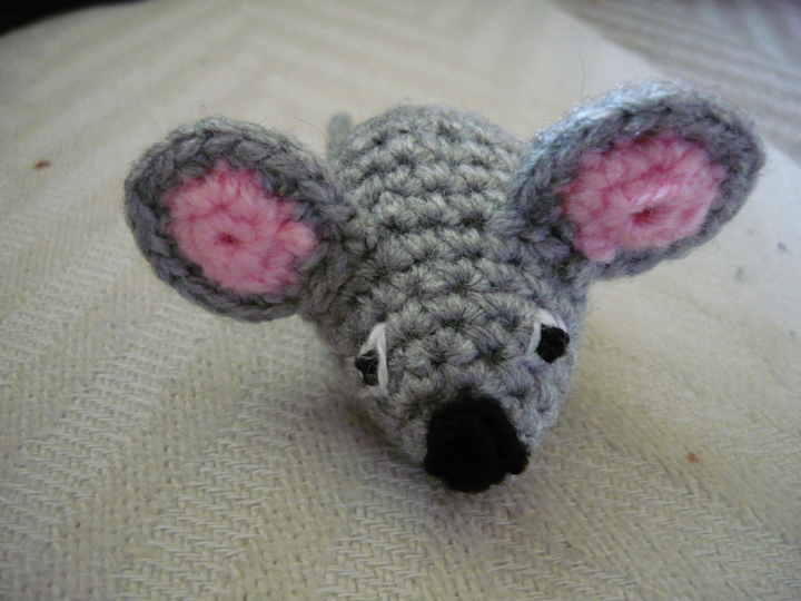 Häkelanleitung Maus Magnet