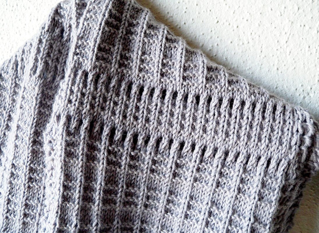 Strickanleitung - Loop - Schal "Eminence Grise"