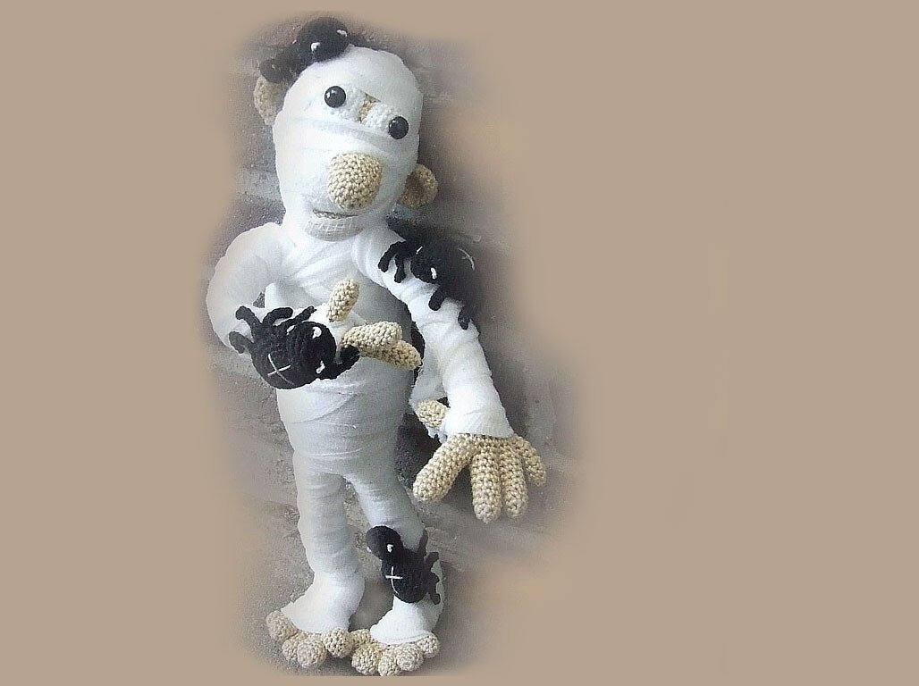 Mummy Manu - Image 3