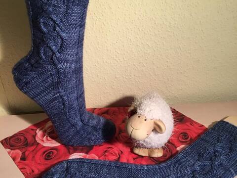 Raumzeit - extravagante Socken für Damen und Herren geeignet