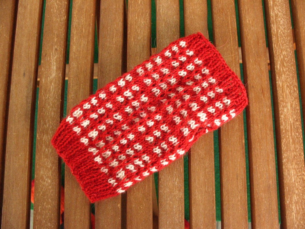 Strickanleitung für Pulswärmer - Handstulpen in rot-weiß - Bild 5