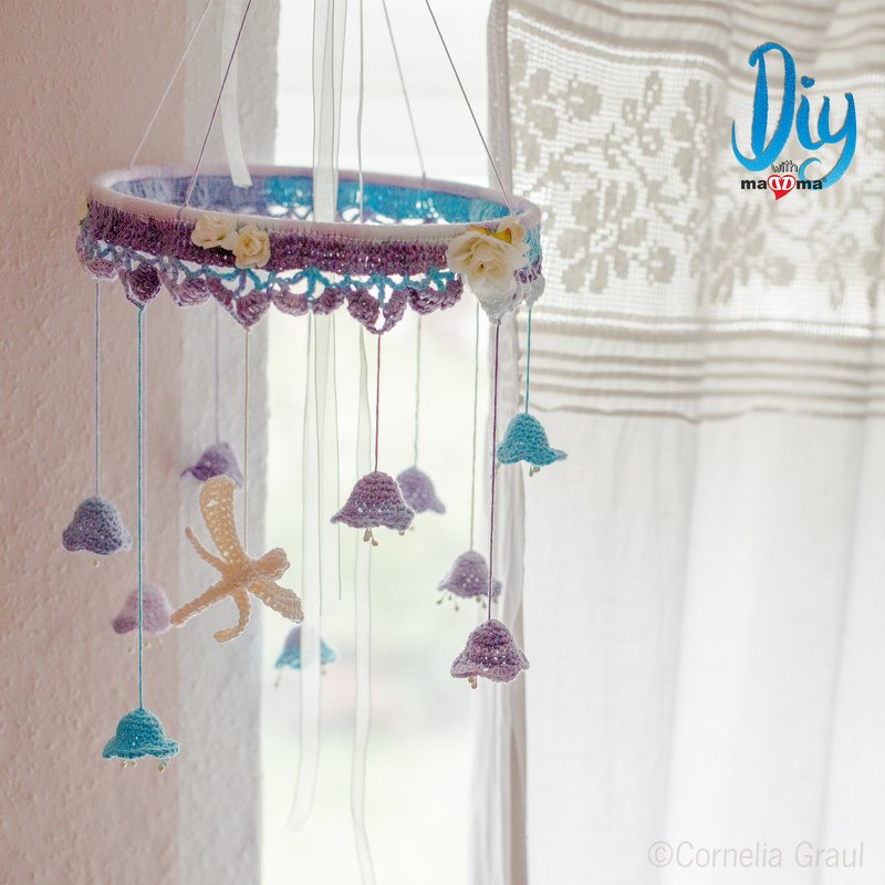 Mobile romantischer Blütenreigen