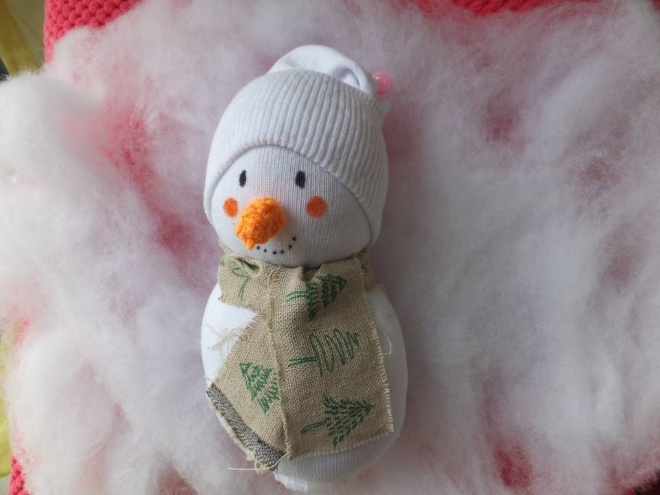 Schneemann aus ner Socke - Basteln - Bild 2