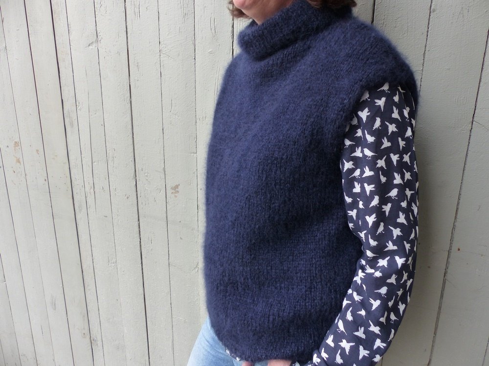 Strickanleitung, Blauer Pullunder aus Mohair