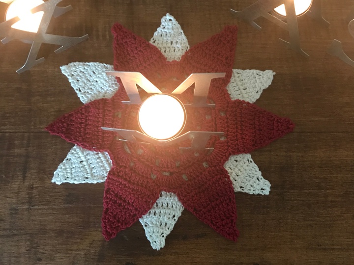 Häkeln / Deko-Deckchen / Stern