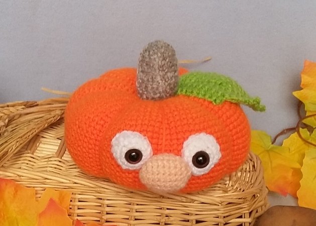 Crochet pattern Kuno the pumpkin