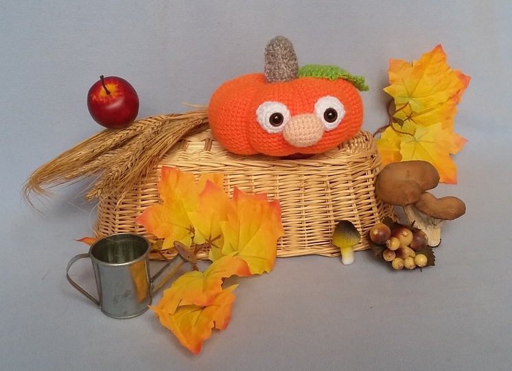 Crochet pattern Kuno the pumpkin