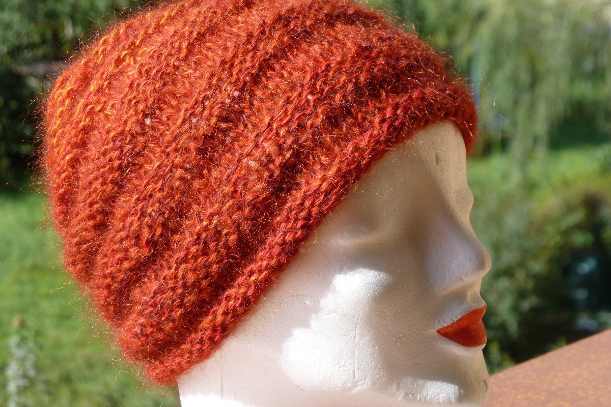 Gestrickte Mütze mit Wellenmuster - Bild 5
