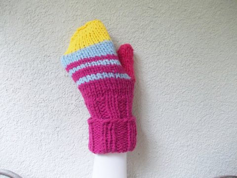 Strickanleitung Handschuhe, Pulswärmer, verblüffend einfach zu stricken