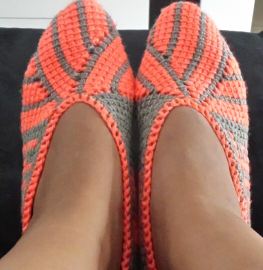 Puschen "Home" Gr. 35-46