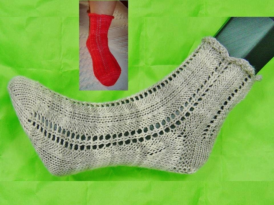 Relax-Socken (m/w)  6-f. in einfachem Ajourmuster - Strickanleitung - Bild 9
