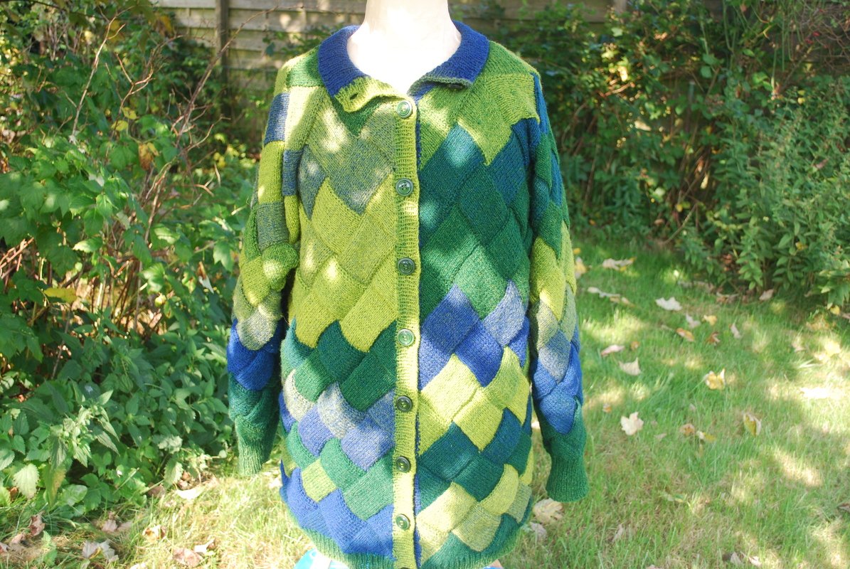 Anleitung gestrickte Jacke in Entrelac-Technik