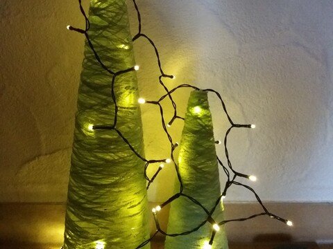 Bastelanleitung: filigrane Weihnachtsbäume, Tannenbäume