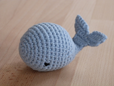 Crochet pattern rattle whale