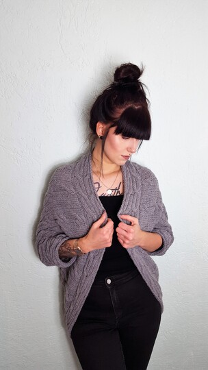 88 Strickanleitung Seelenwärmer Zopfmuster Bella 2