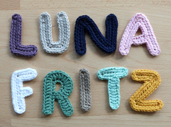 Crochet pattern alphabetic characters, letters from A to Z