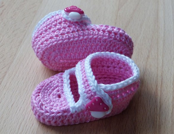 Crochet pattern for lovely doll's ballet flats (ballerinas)