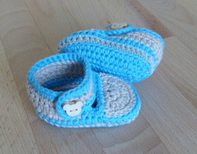 Crochet pattern for lovely doll's ballet flats (ballerinas)
