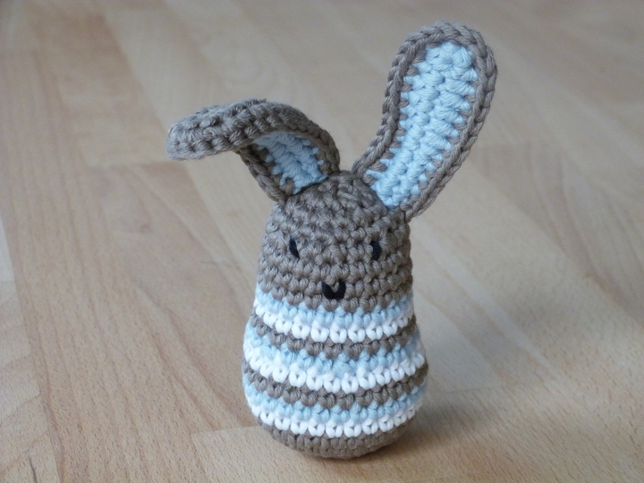 Häkelanleitung Baby-Rassel "Hase", auch als Oster-Deko