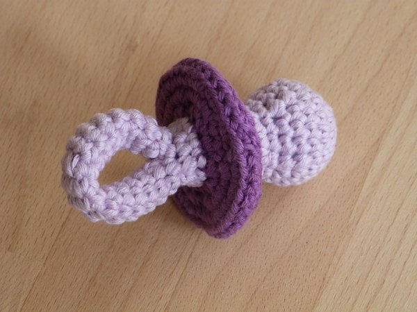 Crochet pattern for a rattle pacifier